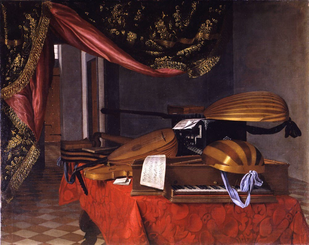 Tavolo degli strumenti in una stanza